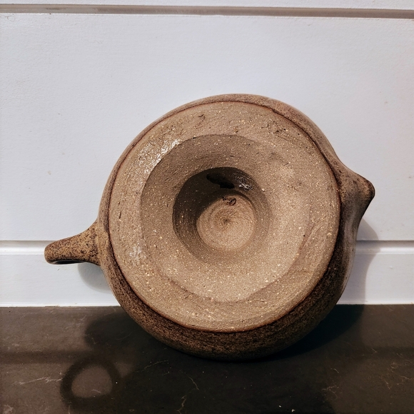 Handmade Pottey Citrus Juicer - Picture 5 of 5